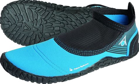 badeschuhe zum schwimmen.